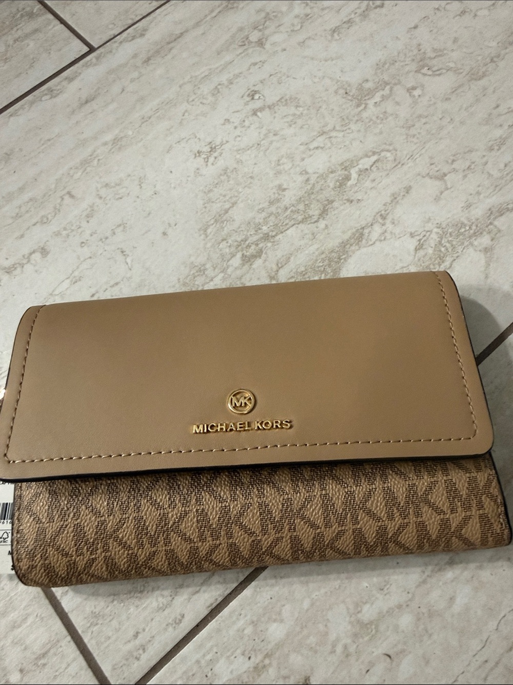 Michael Kors Tan/Brown Signature Continental Wallet wristlet ..camel color ..nwt